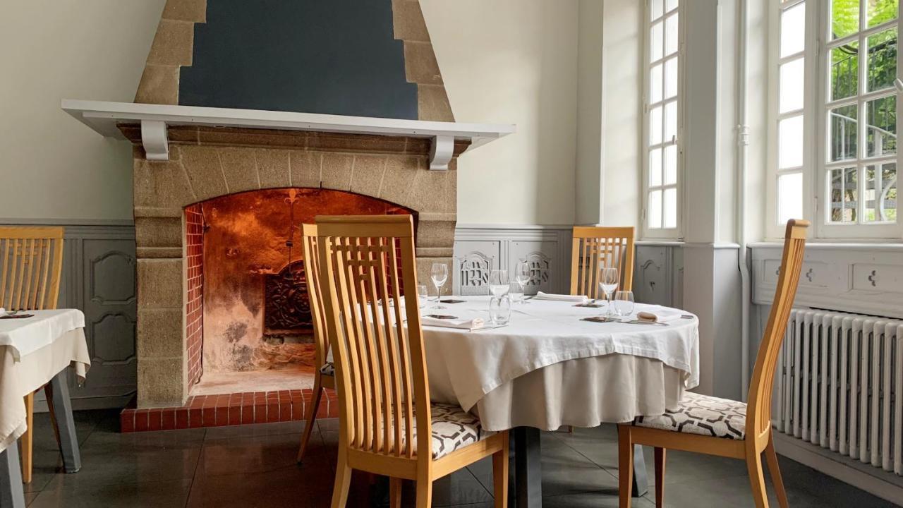 Hotel De France - Restaurant L'Insolite ดูอาร์เนอนี ภายนอก รูปภาพ
