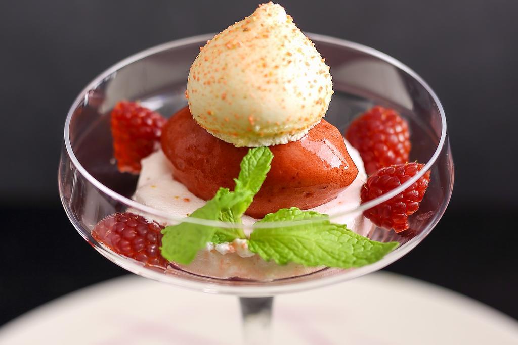 Hotel De France - Restaurant L'Insolite ดูอาร์เนอนี ภายนอก รูปภาพ